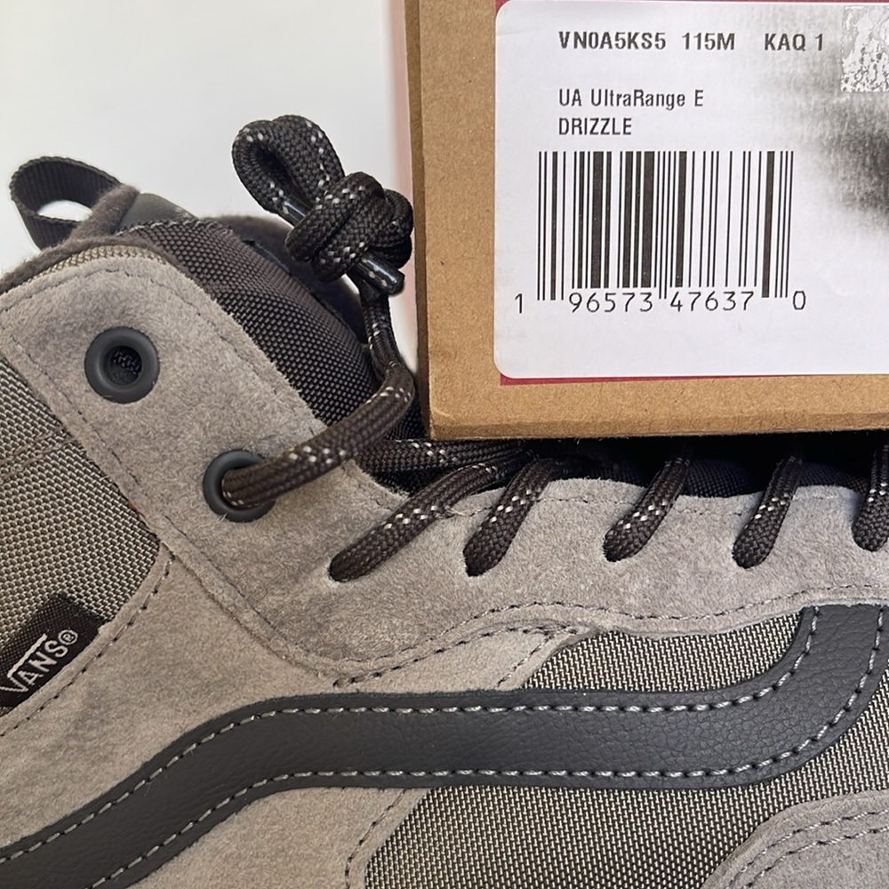 Vans WMNS Sneakers Ultrarange Exo
Drizzle
VN0A5KS5KAQ
Sneakers Boots - Picture 16 of 16